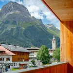 Laurus Lägenhetshotell