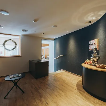 公寓式酒店 Laurus 4*