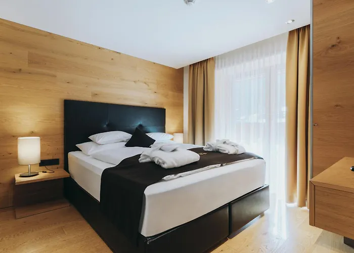 Laurus 아파트호텔 레흐암 아르베르크