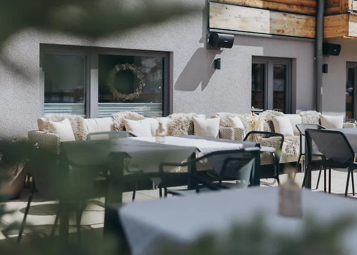 Laurus 아파트호텔